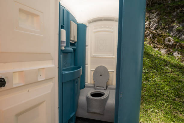 Best Best portable toilet rental  in Rolla, ND
